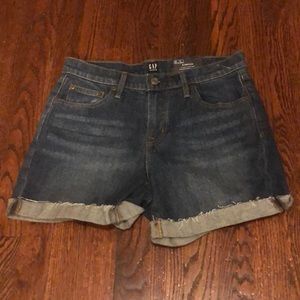 Gap Denim stretch shorts, size 27, never worn